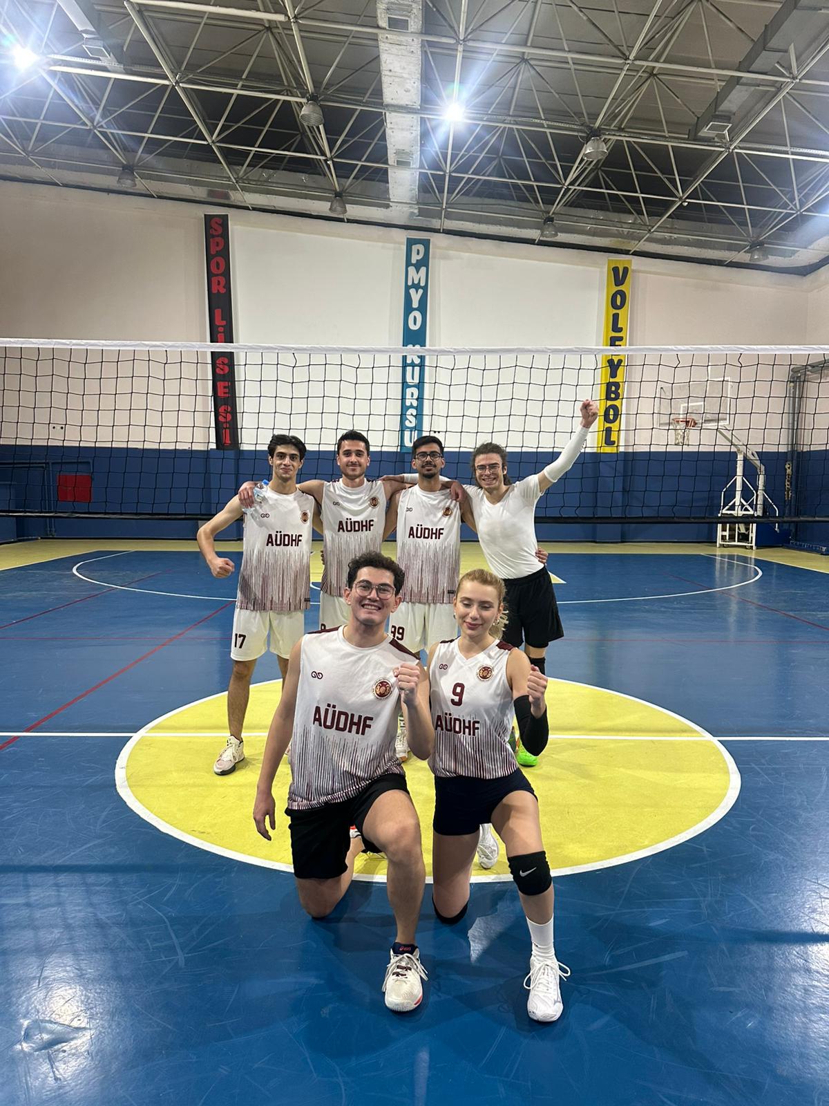 Karşılaşma Fotoğrafı 2