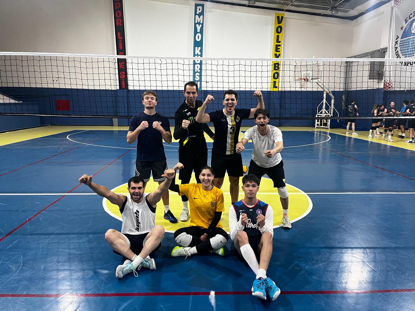 Karşılaşma Fotoğrafı 2